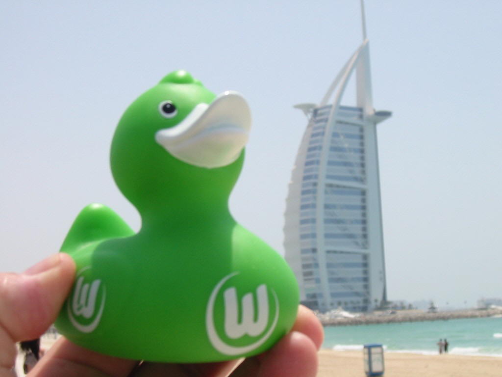 ERNA vor dem Burj al Arab